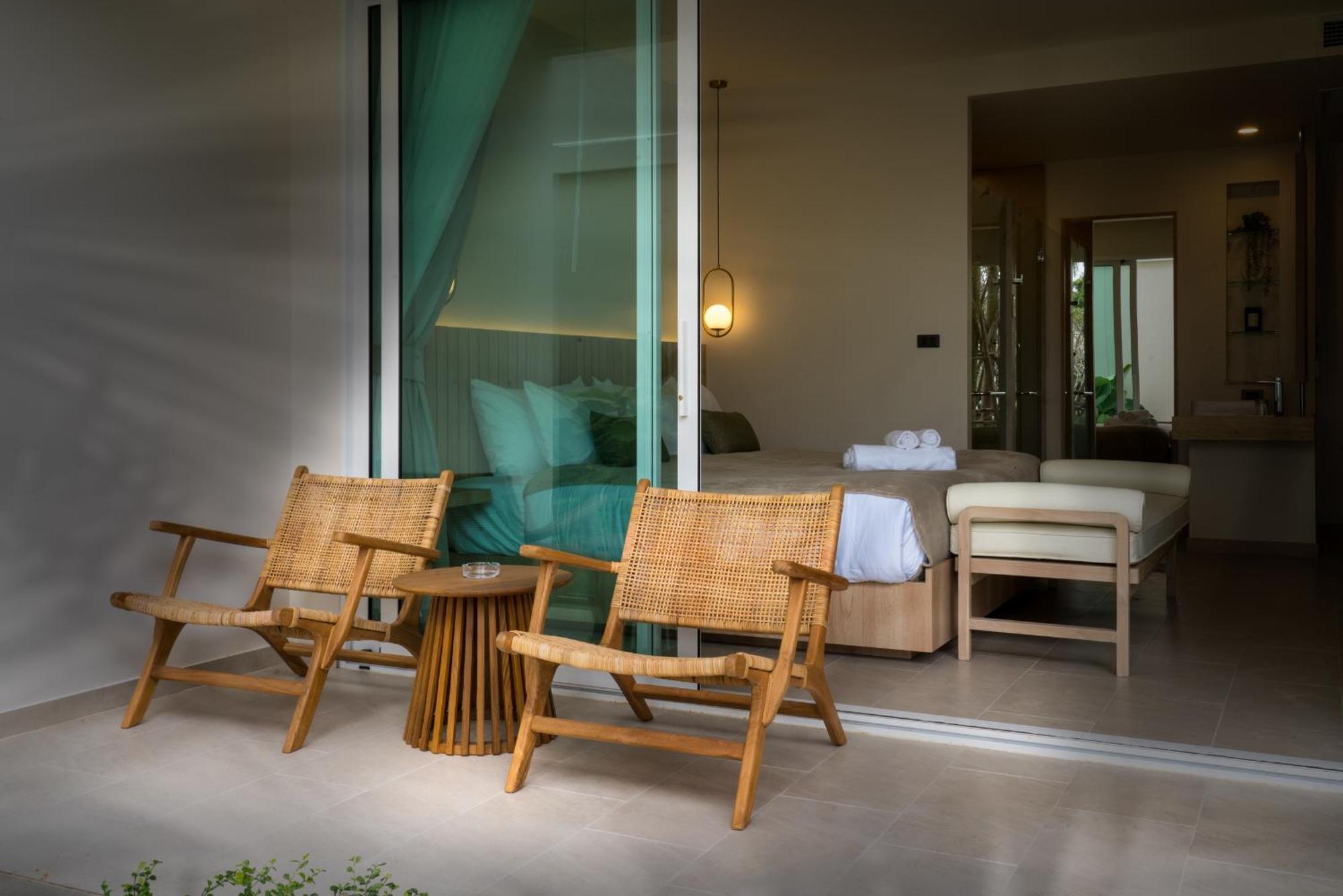 Niranapa Boutique Resort Pantai Kata Luaran gambar