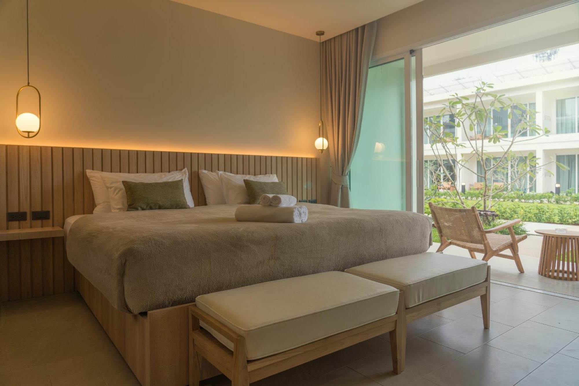 Niranapa Boutique Resort Pantai Kata Luaran gambar