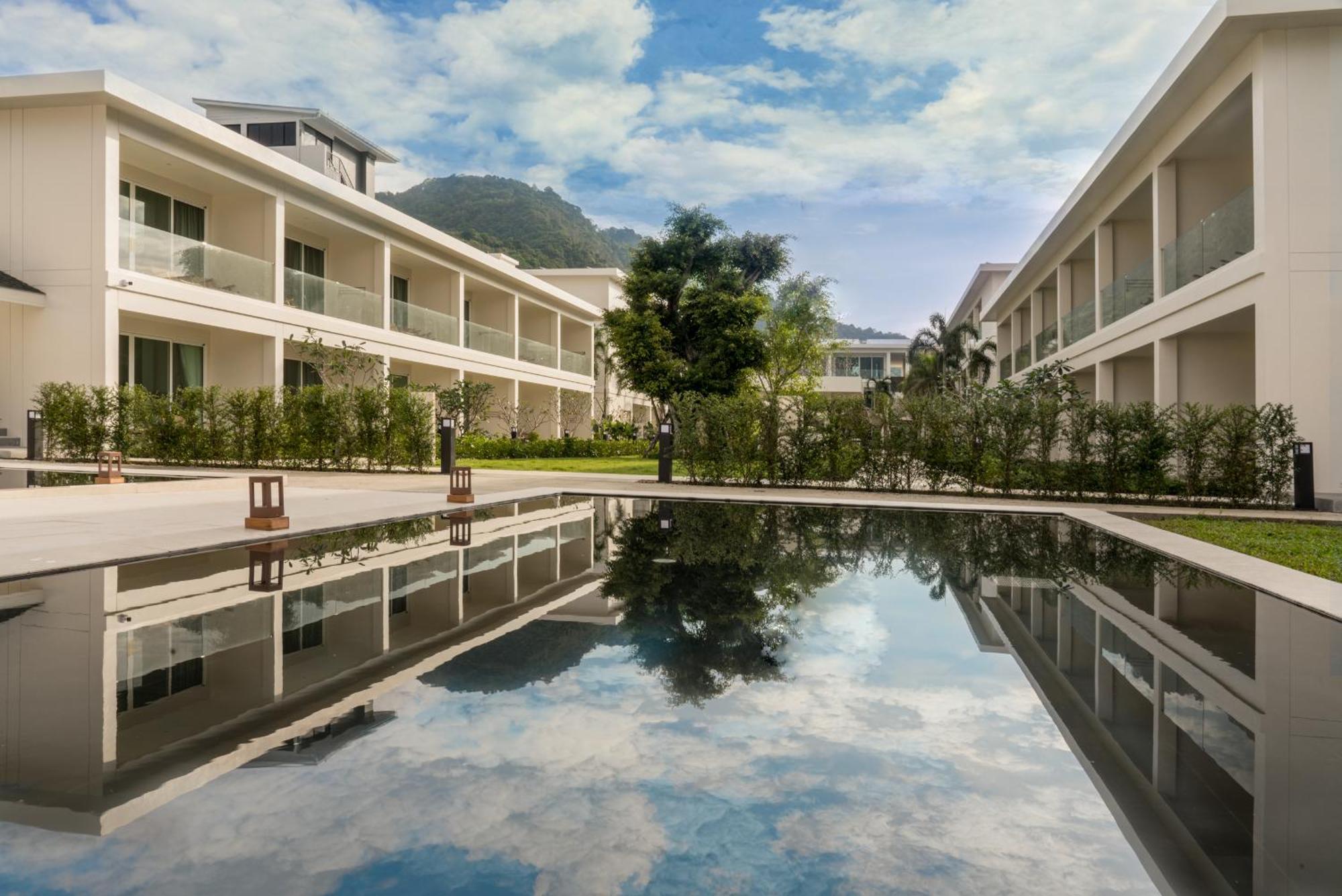 Niranapa Boutique Resort Pantai Kata Luaran gambar